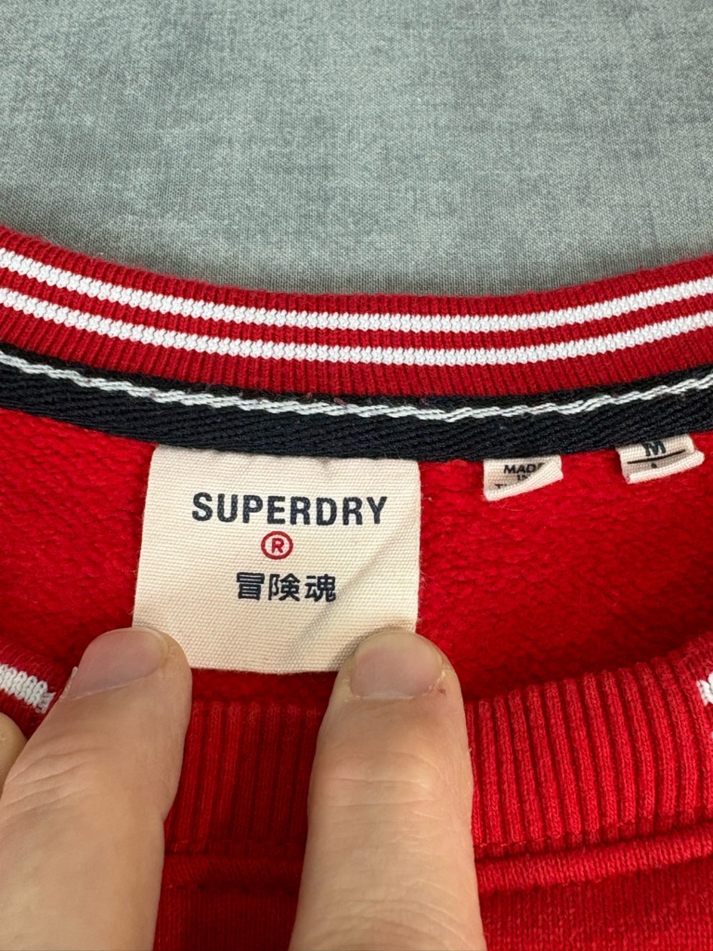 Superdry Sweatshirt Mens XL Red Graphic Crewneck Logo Pullover - Picture 4 of 13
